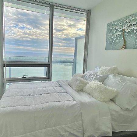 Cozy 2 Bedroom Free Parking Downtown Toronto 1Min Scotiabank Arena Tff Cn Tower Rogers Centre Union Station Exterior foto