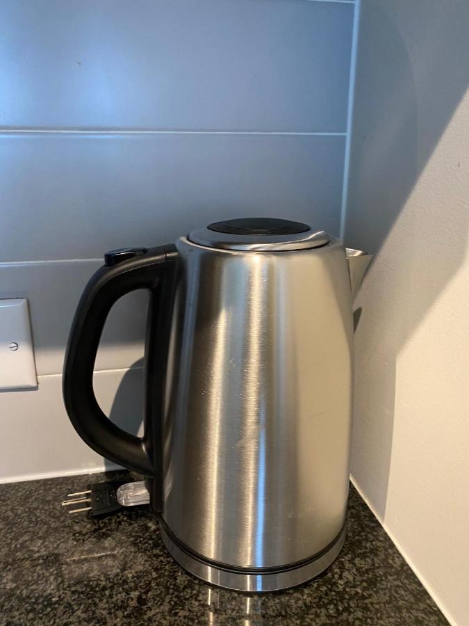 Cozy 2 Bedroom Free Parking Downtown Toronto 1Min Scotiabank Arena Tff Cn Tower Rogers Centre Union Station Exterior foto